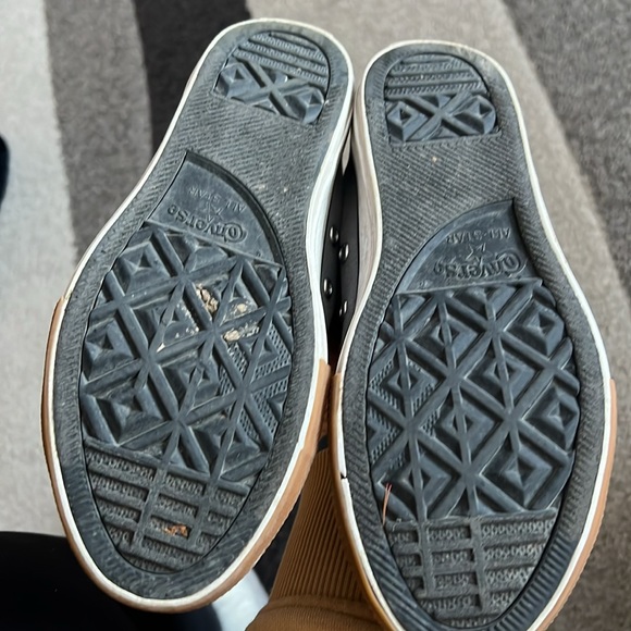 Converse gray Girls size 3 - Picture 3 of 4